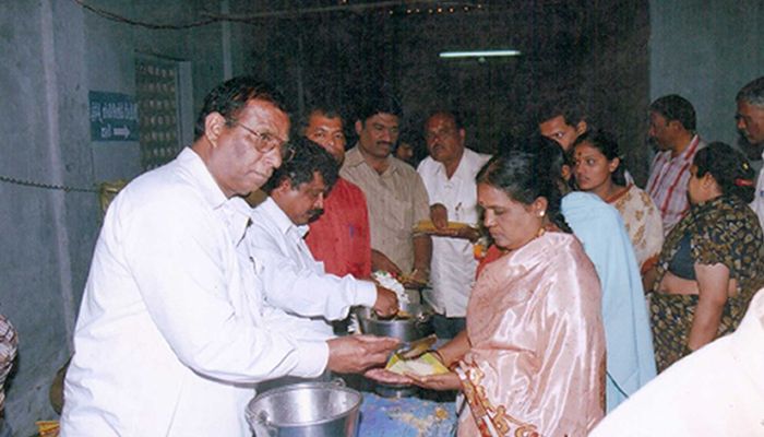 Distribution of Prasadam during Festival